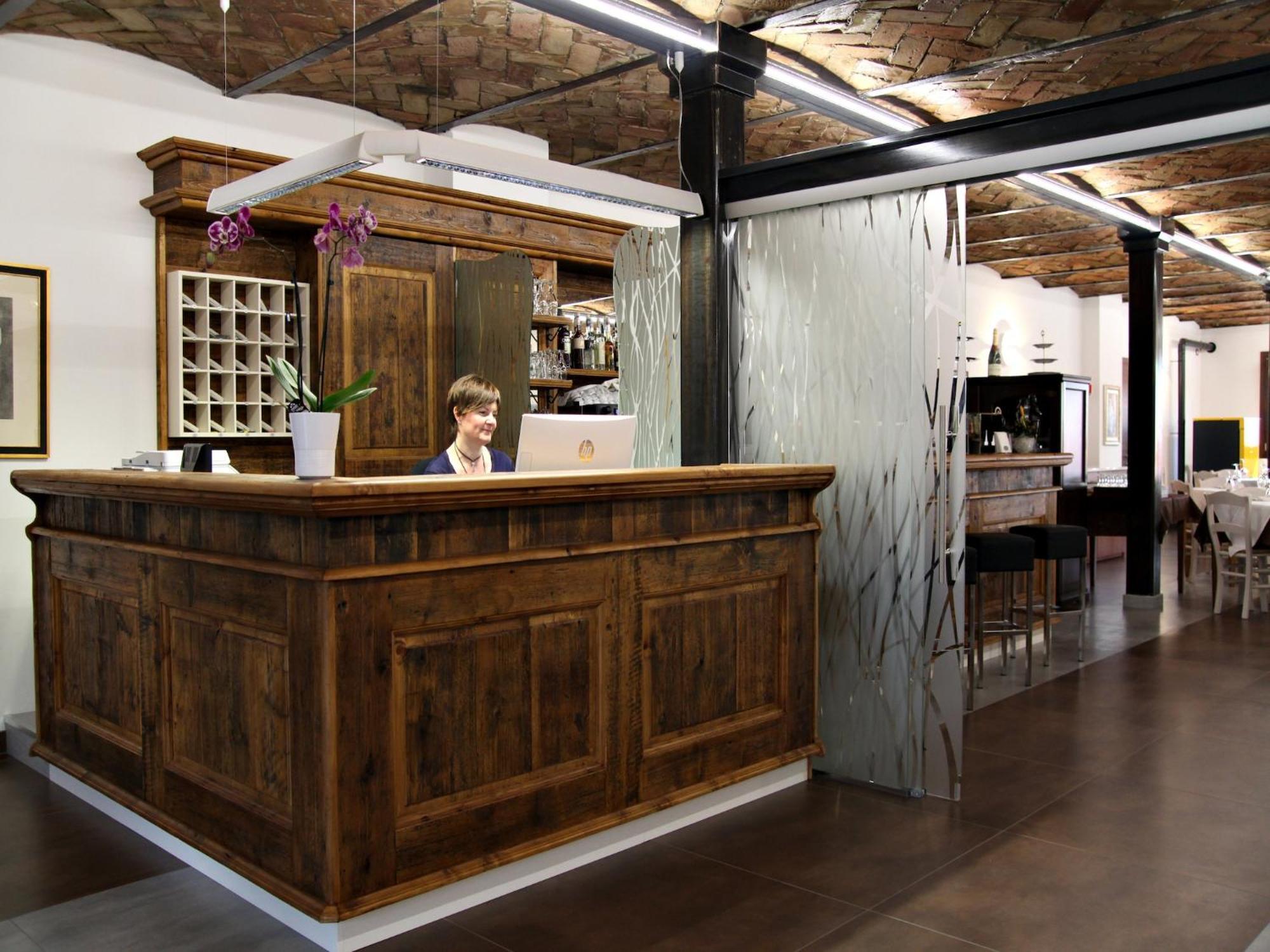 Characteristic Apartment In Codigoro With Pool Екстер'єр фото
